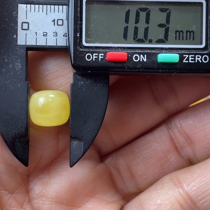 蜜蜡未镶嵌裸石2号