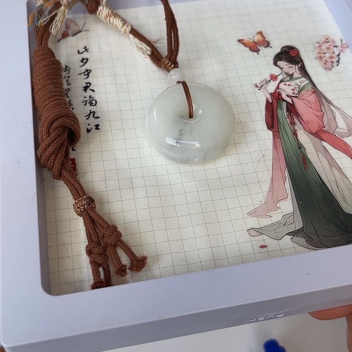 白***瑶和田玉未镶嵌颈饰