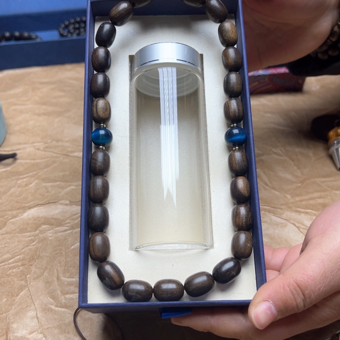 大叶紫檀（黑酸枝木类）