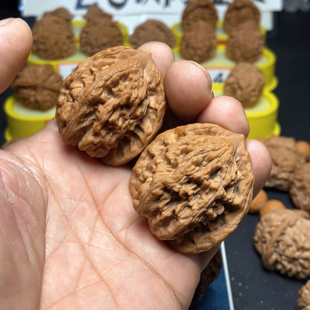 文玩核桃把件虎头4