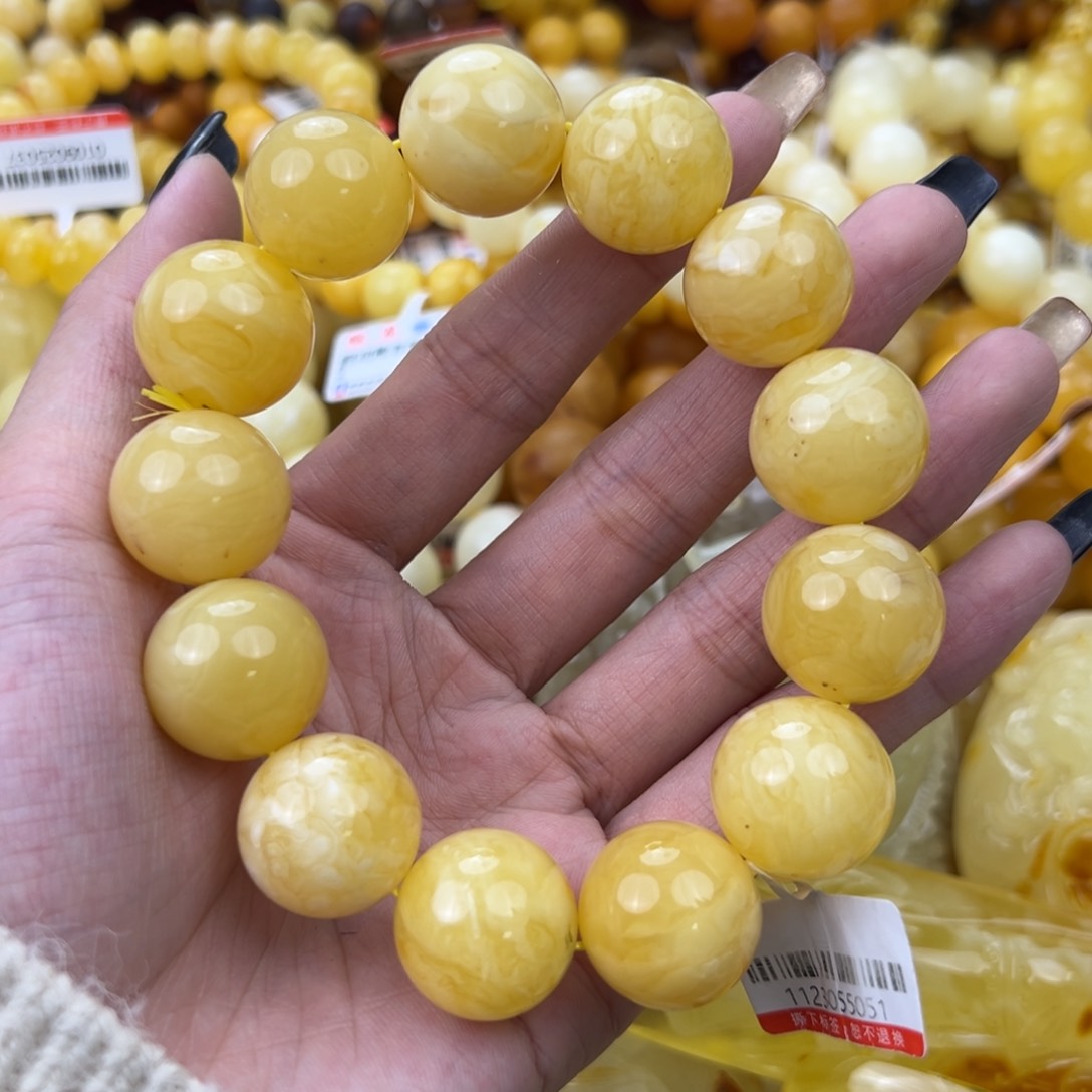 琥珀珠宝奇石未镶嵌