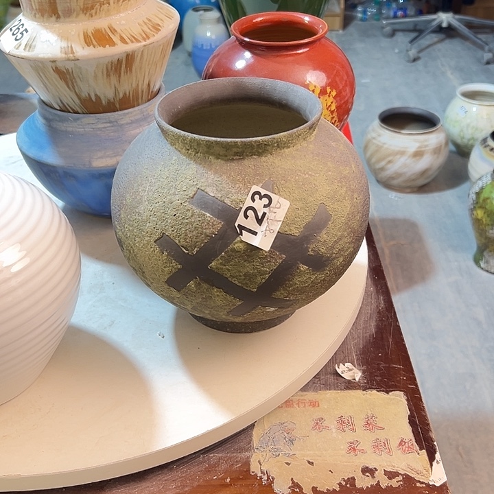 岁***初白泥花瓶高20口11123