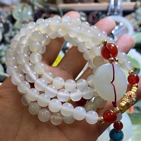 岫玉颈饰未镶嵌挂件