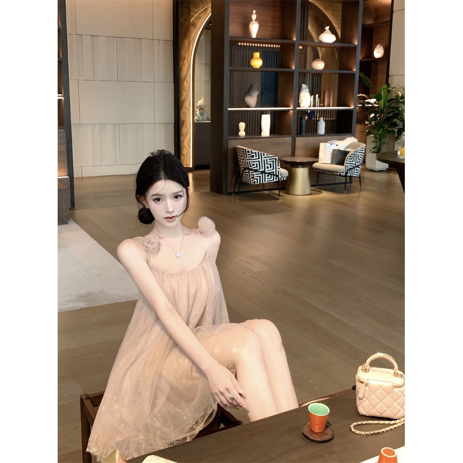 月光芭蕾纯欲仙气飘飘花朵网纱连衣裙女夏季设计感无袖气质吊带裙