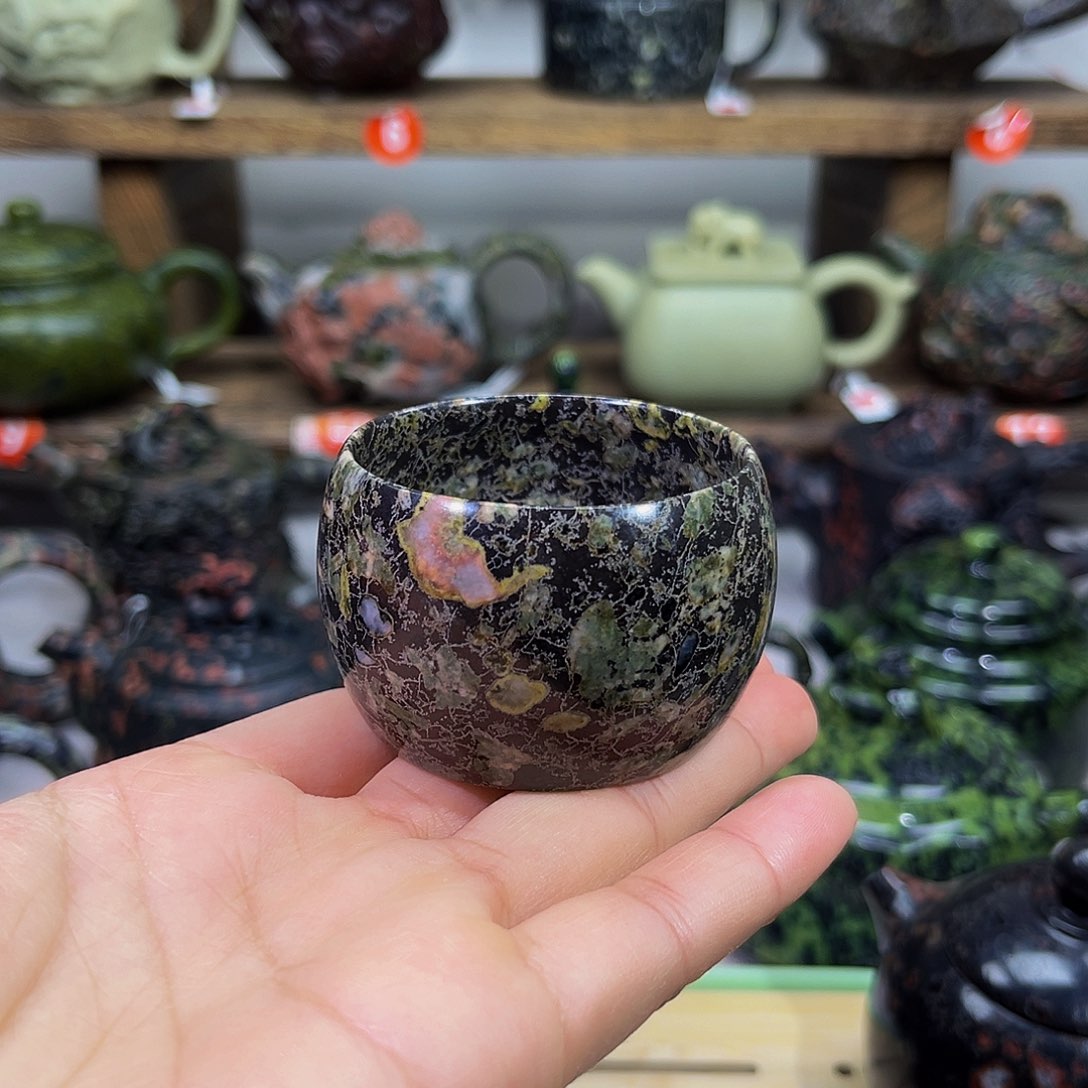 梅花石安山玉茶杯50cc