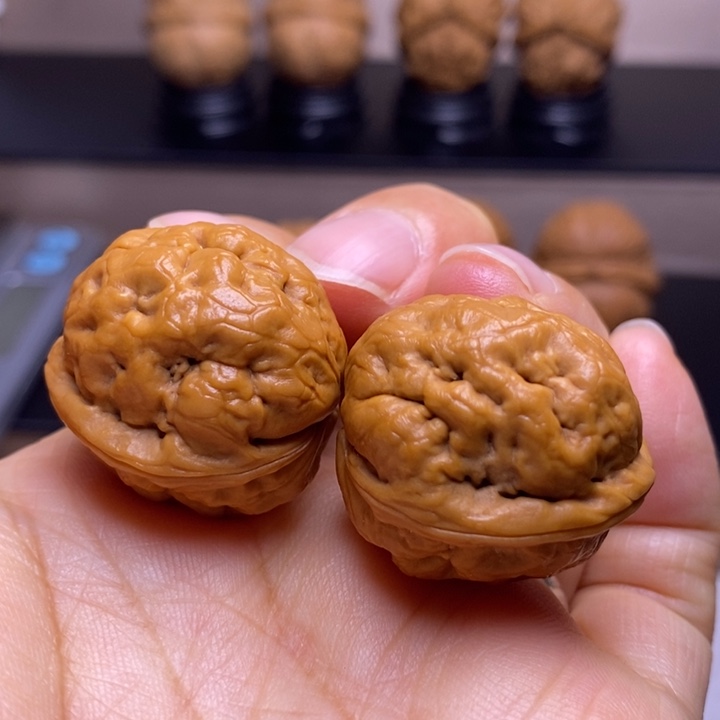 文玩核桃把件脑纹青蛙50