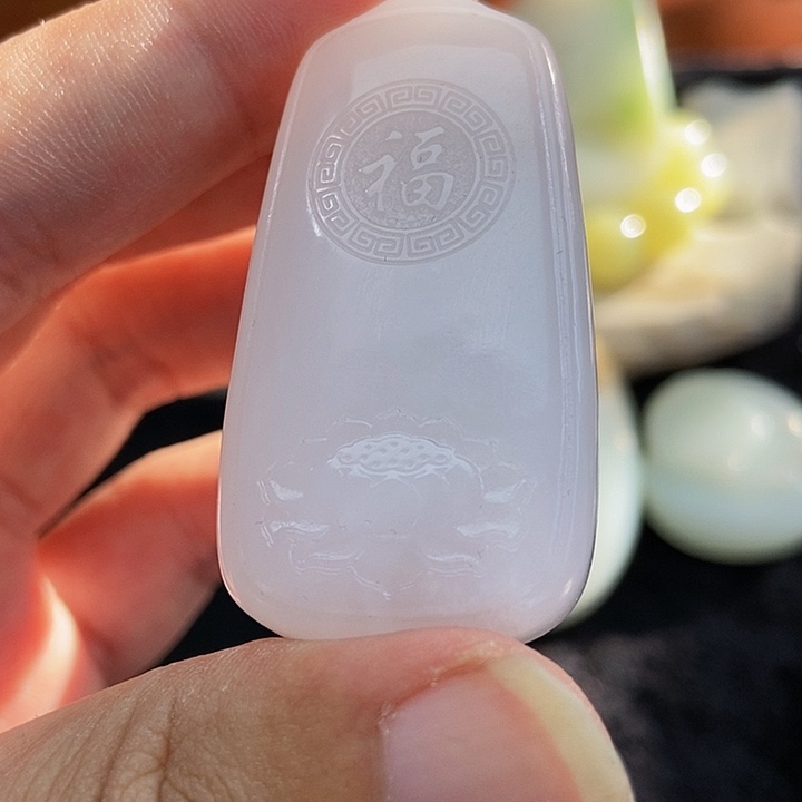 和田玉颈饰未镶嵌随**意