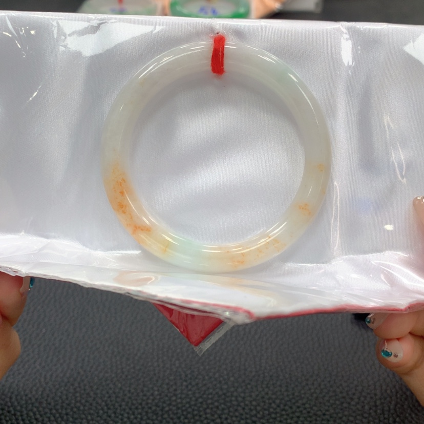 【闪购商品】翡翠手镯未镶嵌翡翠