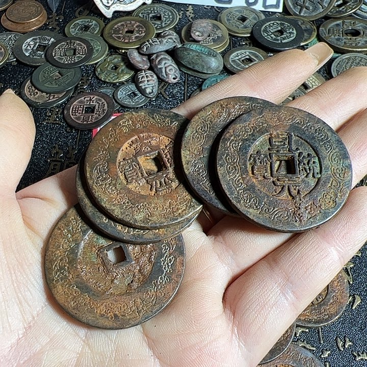 理**家五枚铜钱工艺品摆件