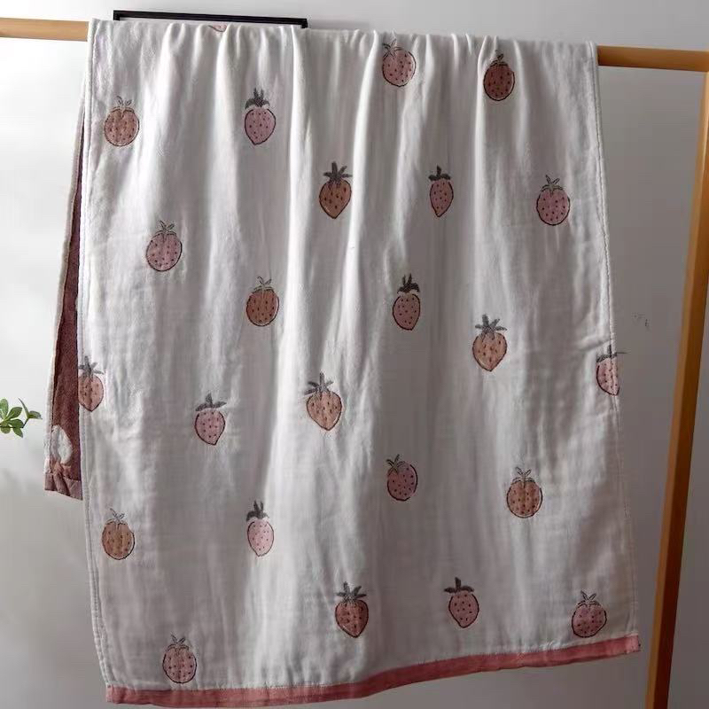 纯棉四层纱布卡通浴巾70*160微瑕～F011