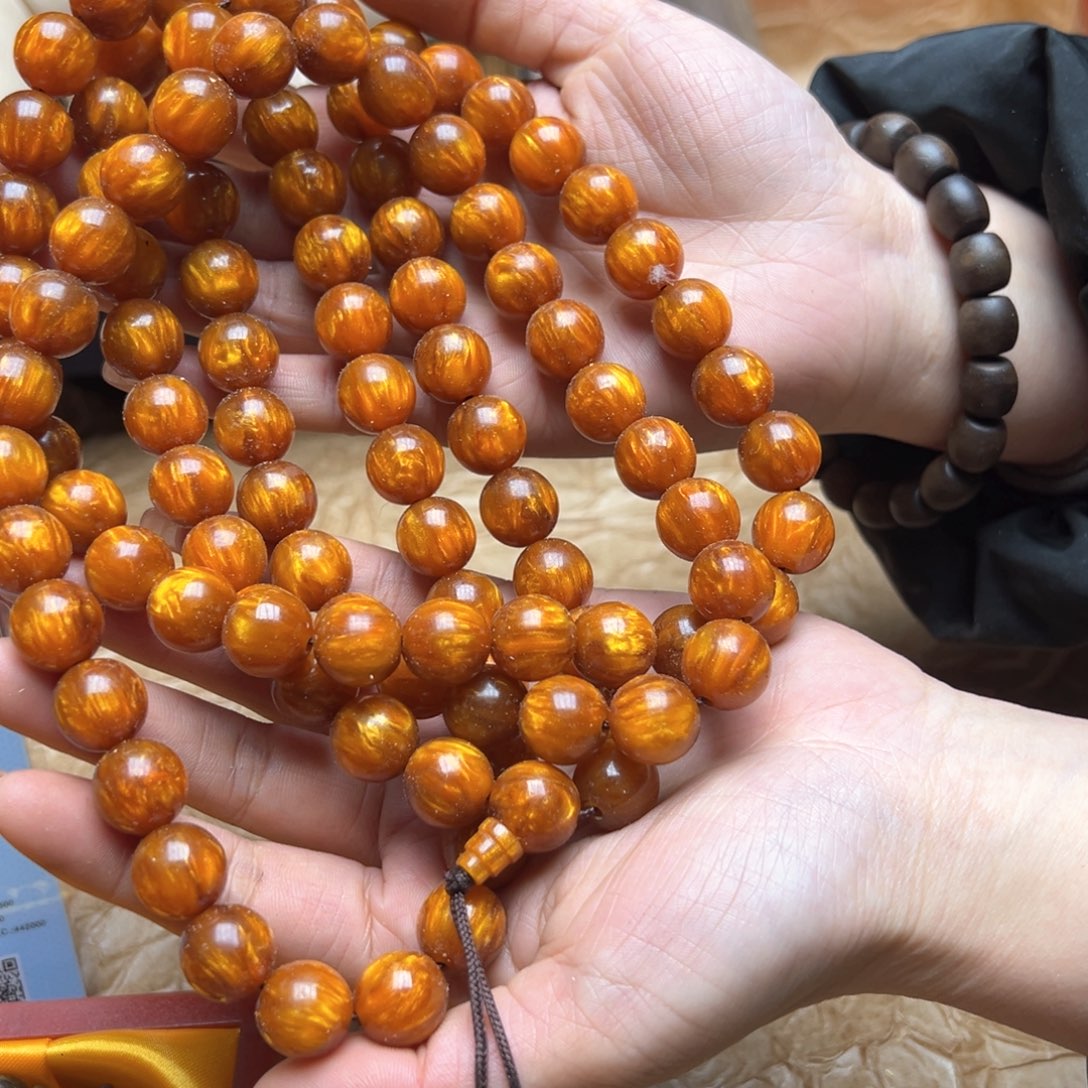 大叶紫檀（黑酸枝木类）