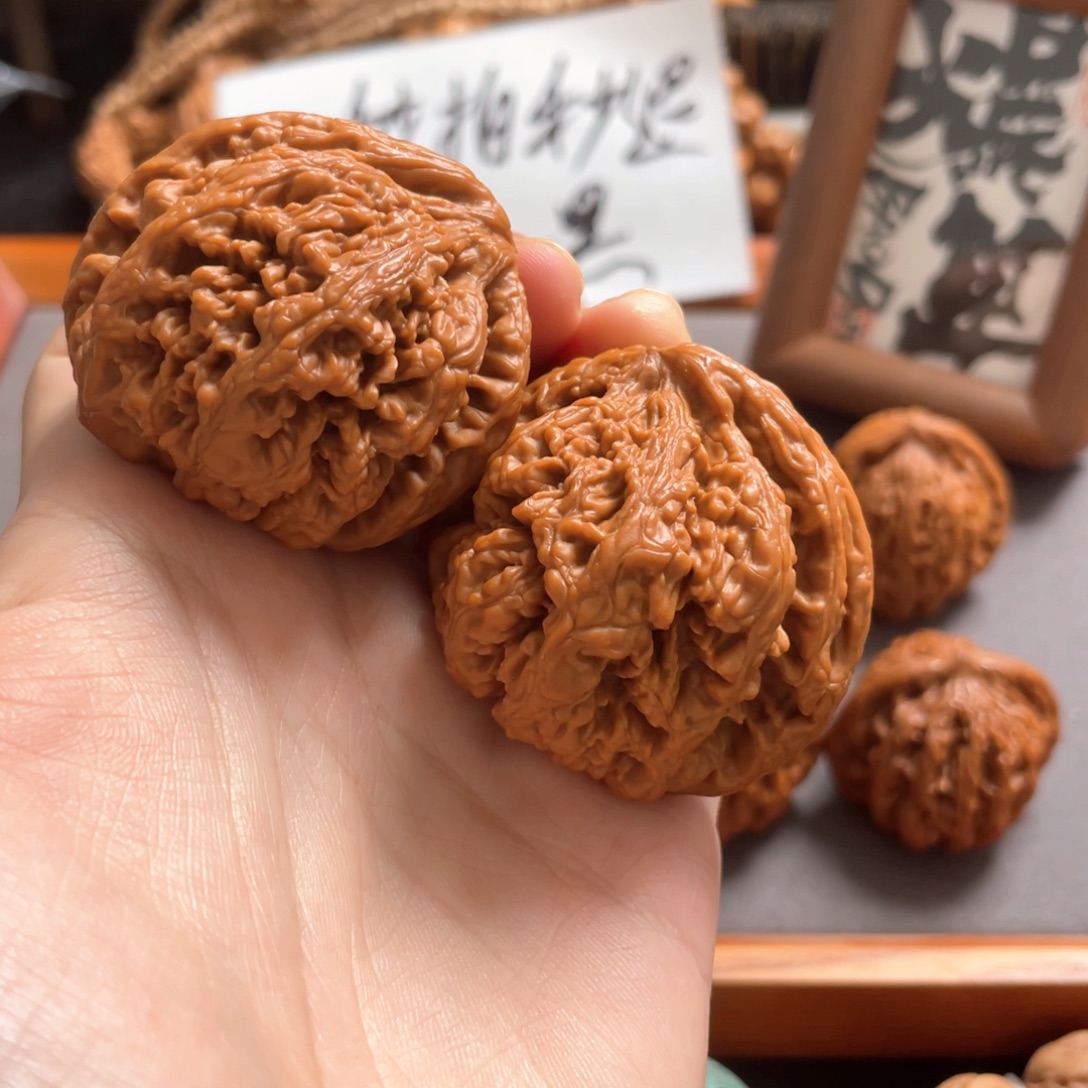文玩核桃吊坠歪对粗筋46全品