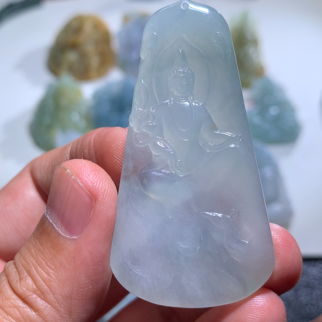 定制翡翠未镶嵌挂件