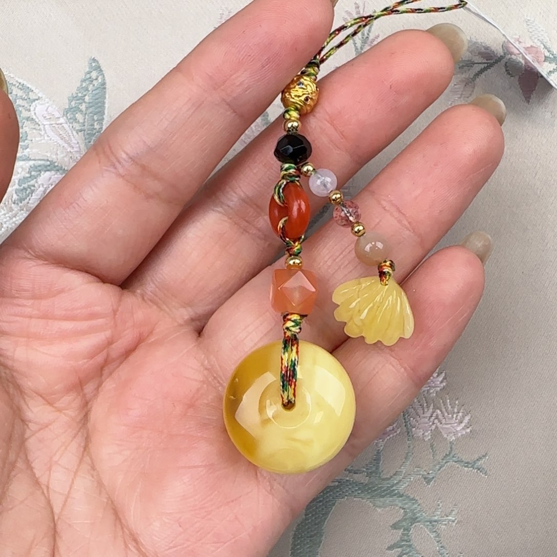 蜜蜡吊坠(赠链)未镶嵌