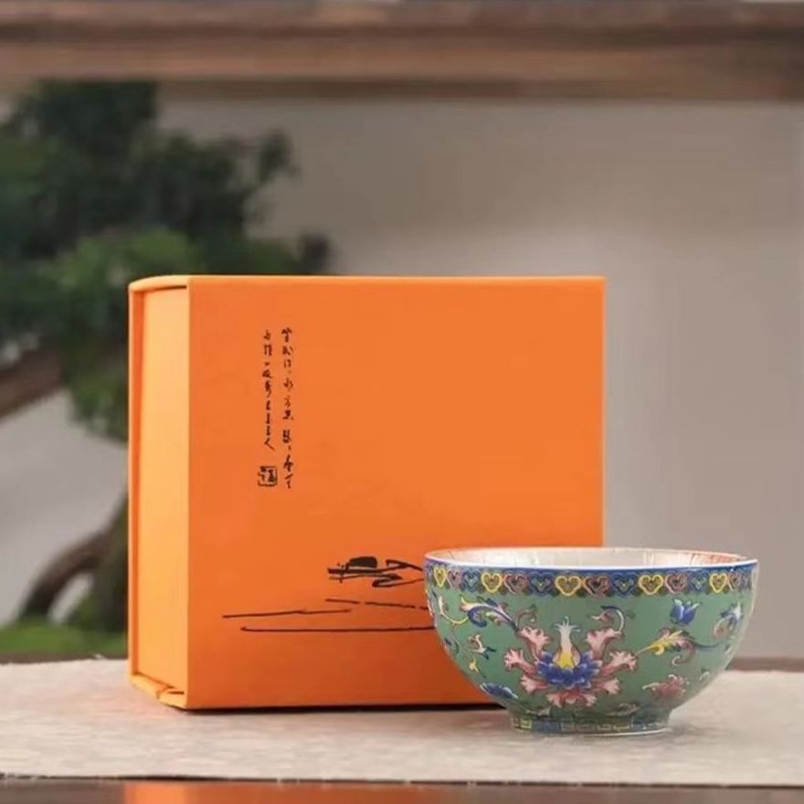 珐琅彩银杯缠枝莲青草绿主人杯鎏银品茗杯
