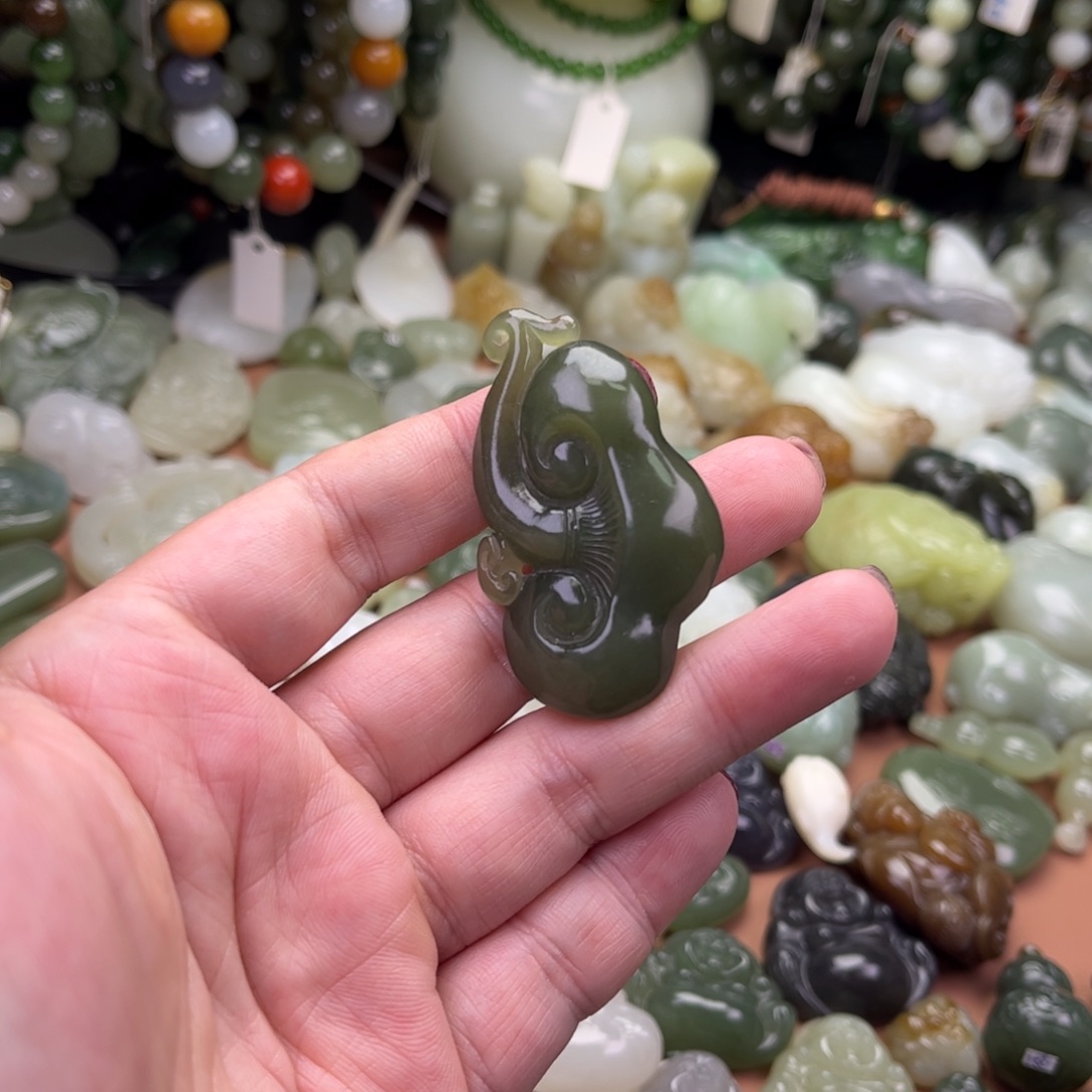 和田玉未镶嵌吊坠(不含链)