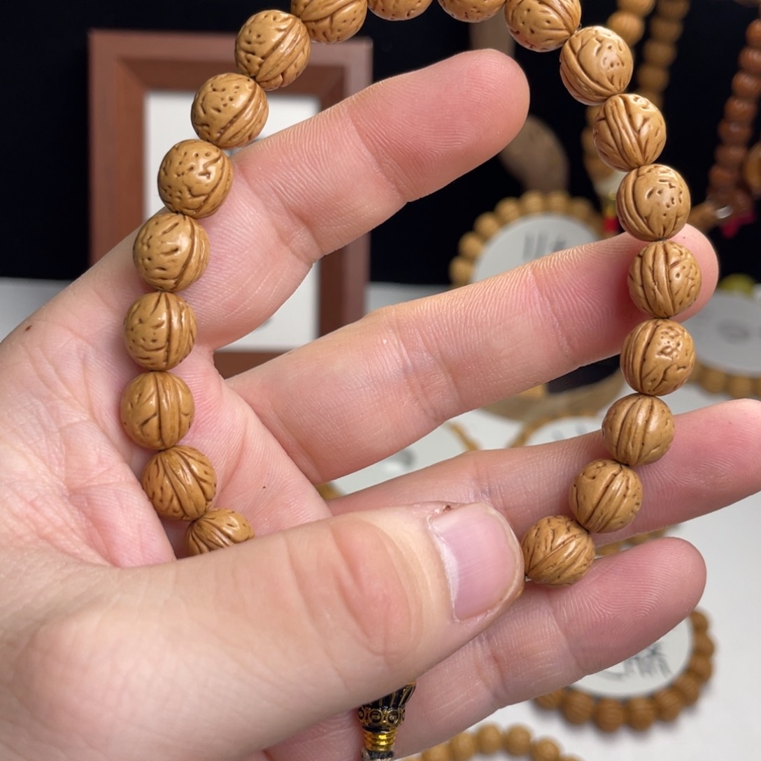 桃核手串氣****切小金豆 10+ 庄略高