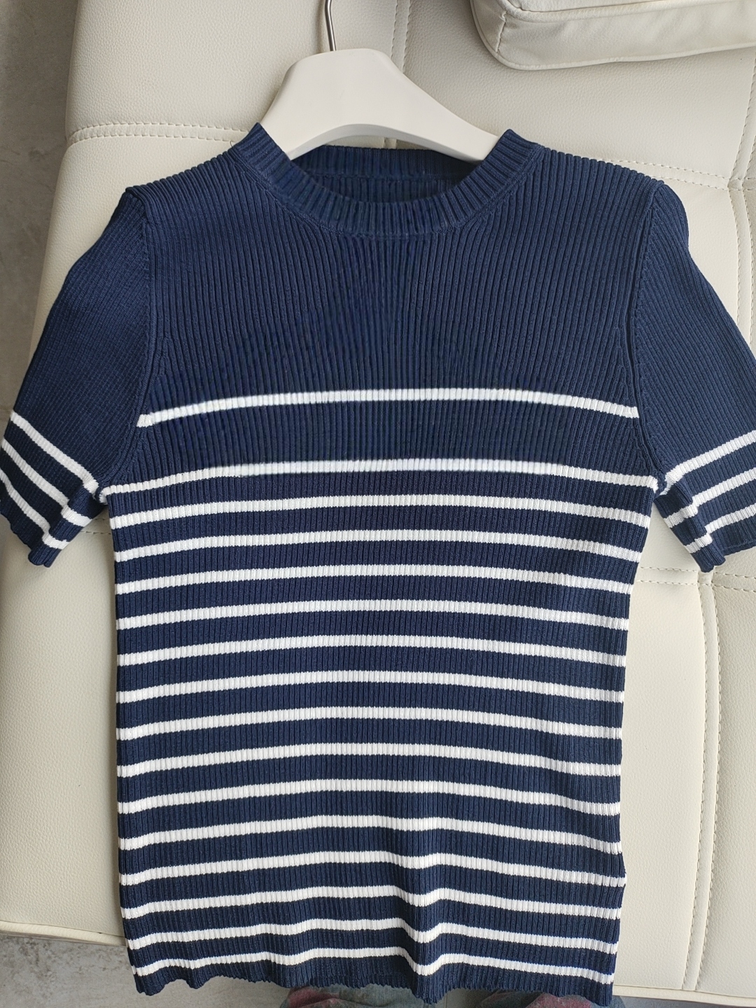 A188 星星印花条纹圆领短袖女（迪迦奥特曼）