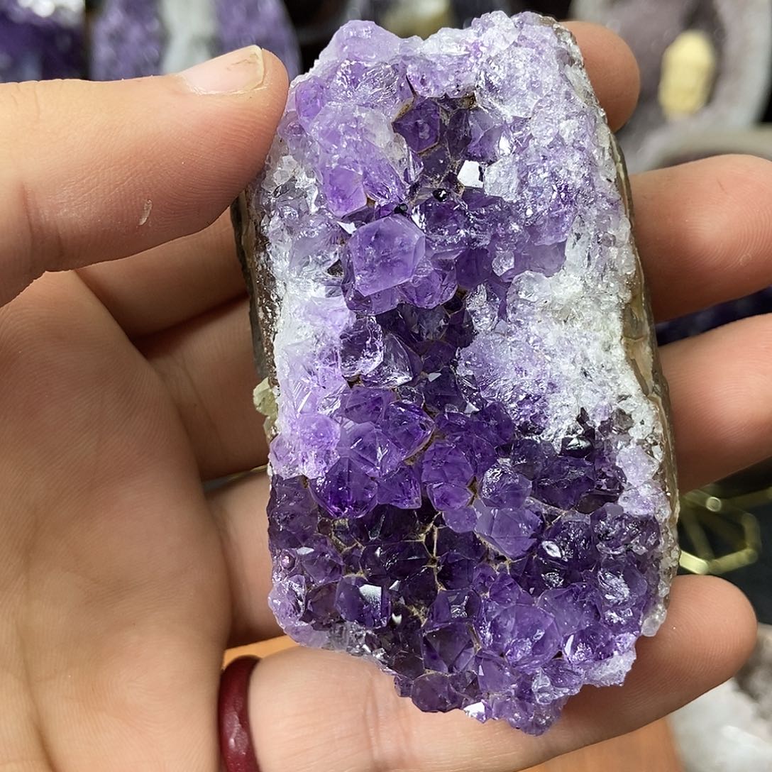 紫晶大型摆件（非配饰）未镶嵌