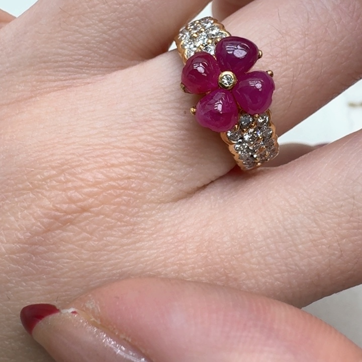 红宝石戒指未镶嵌