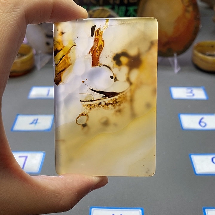 玛瑙/玉髓未镶嵌珠宝半成品