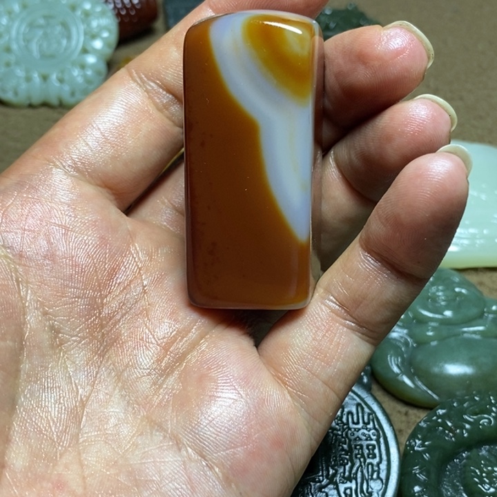 玛瑙/玉髓颈饰未镶嵌