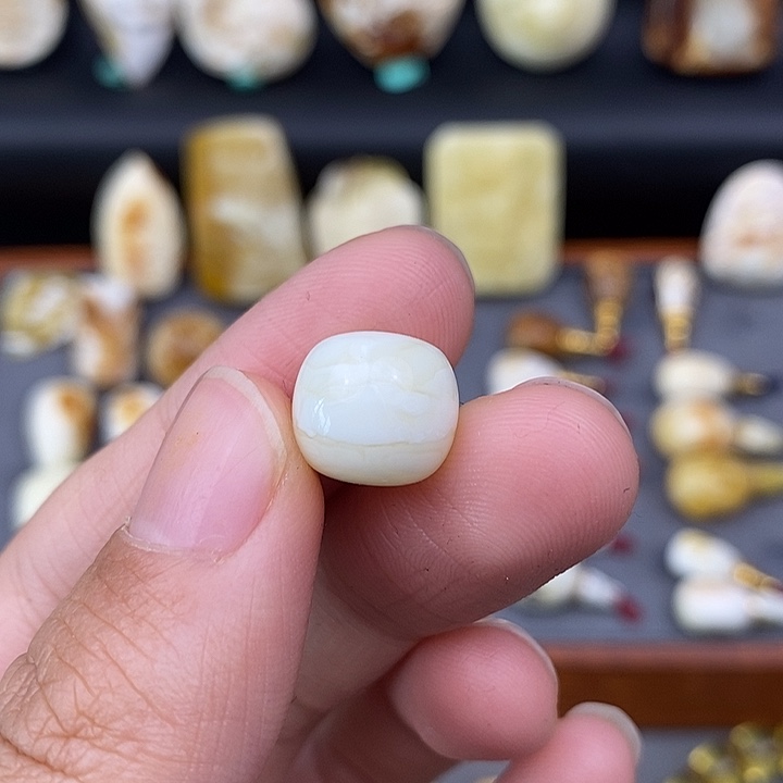 琥珀裸石未镶嵌11老型