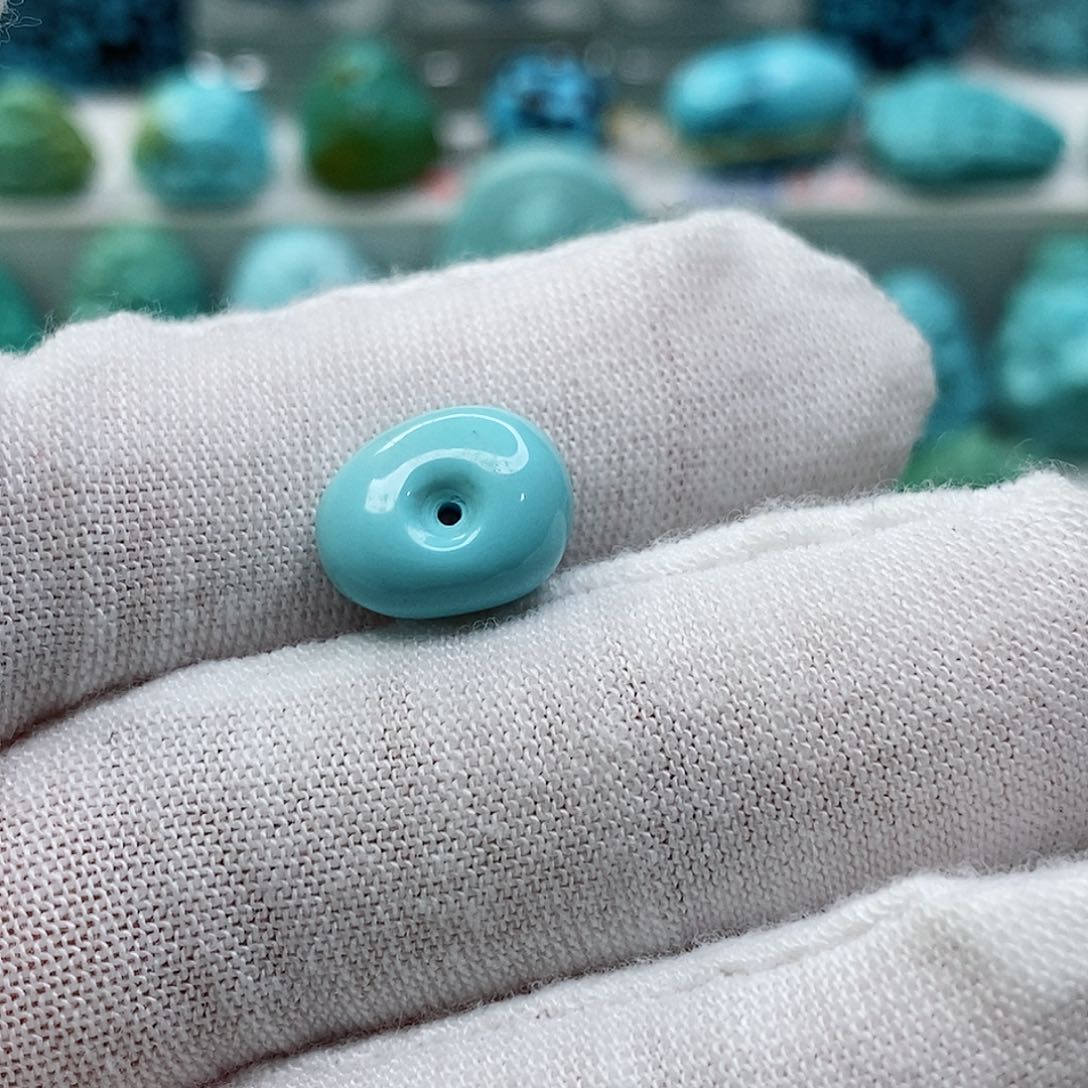 绿松石颈饰未镶嵌