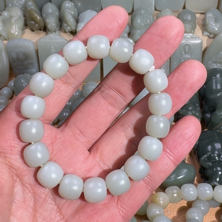 安***靖和田玉未镶嵌挂件