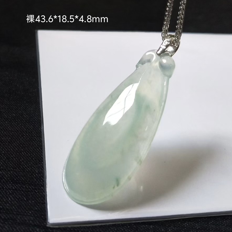 冰浅绿福瓜天然翡翠a级高冰飘花时尚精品
