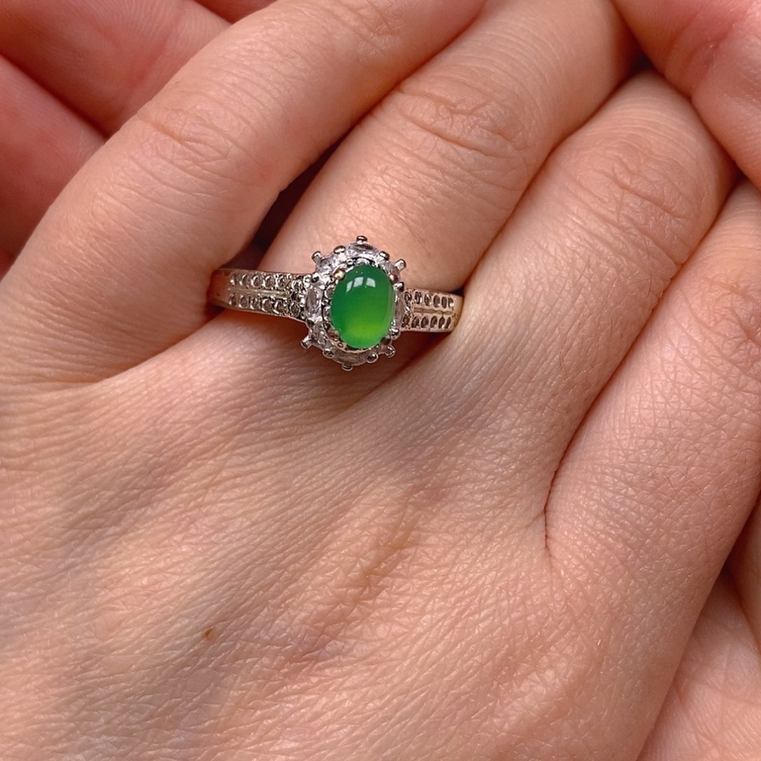 翡翠耳饰未镶嵌精**翡翠蛋面