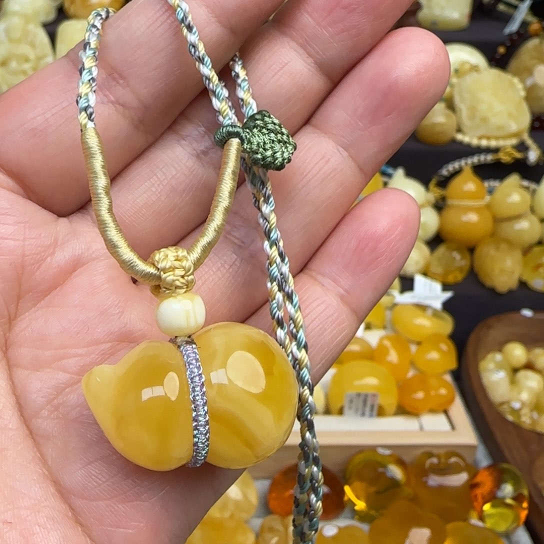 蜜蜡套链未镶嵌天然俄料蜜蜡葫芦吊坠
