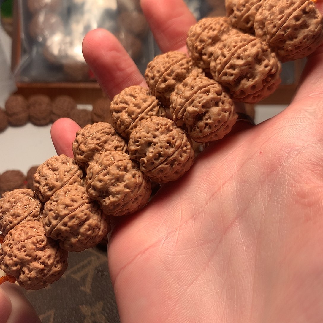 金刚菩提手串9**.22古龙大粗筋