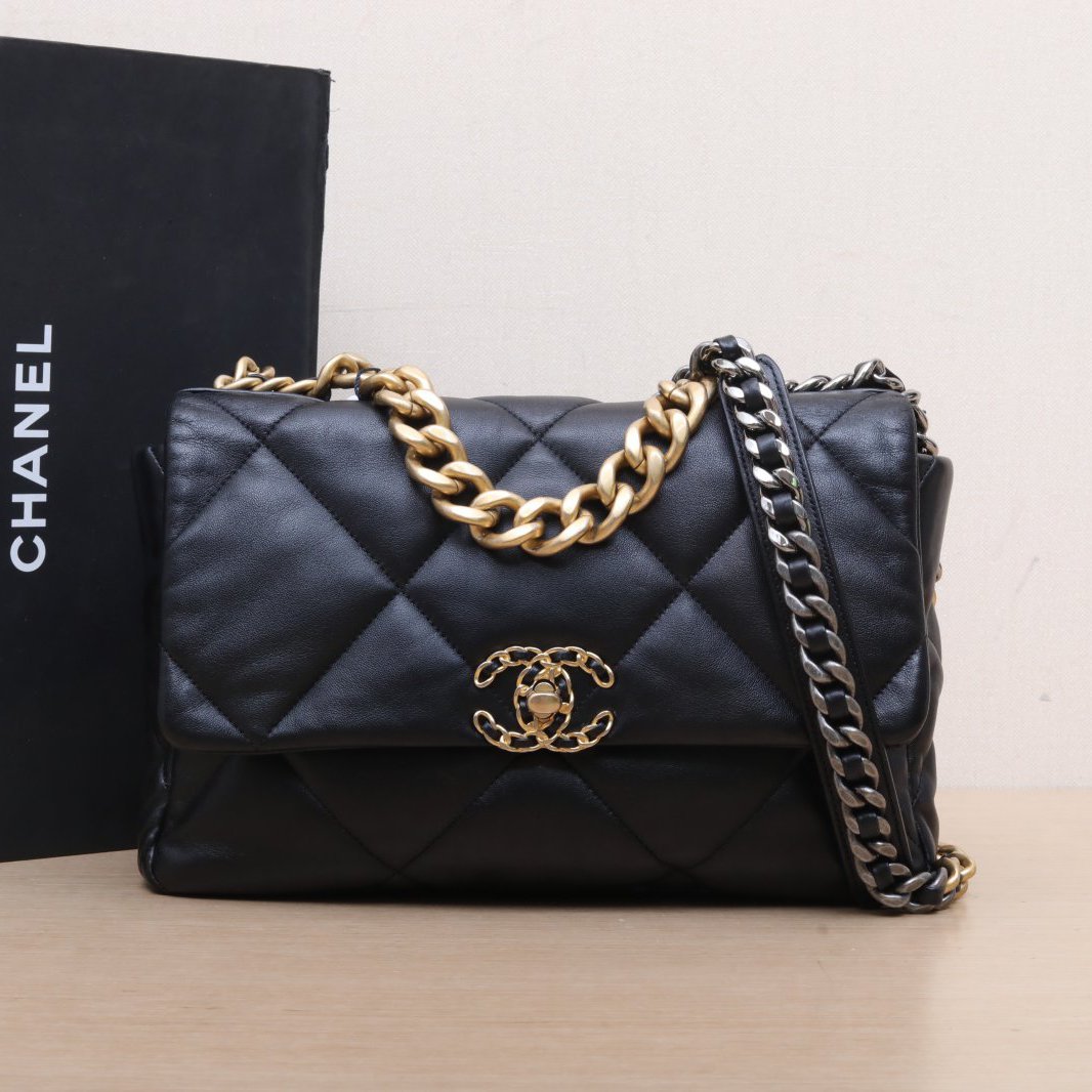 99新 Chanel/香奈儿 【黑黑】19BAG 口盖包 中号 黑色 芯片开