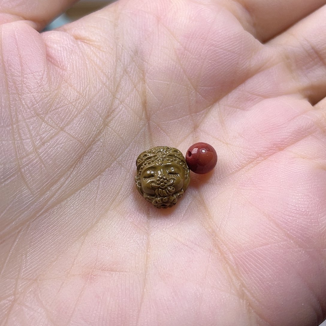 未镶嵌配饰南红玛瑙
