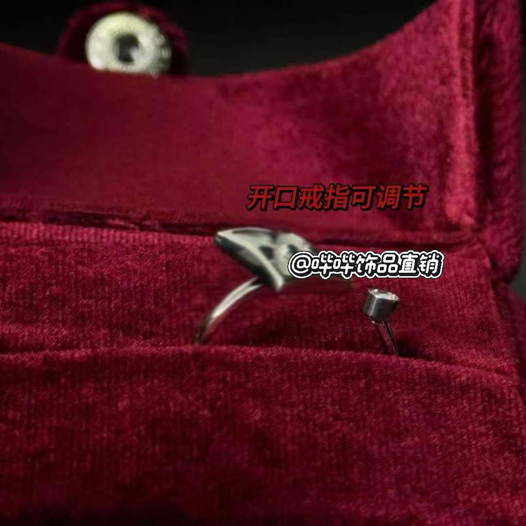 钛钢贝壳戒指 BIBI【银色四叶花】戒指G060