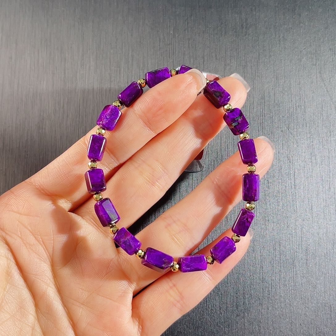 苏纪石（舒俱来）南非舒俱来老矿料手链k金未镶嵌