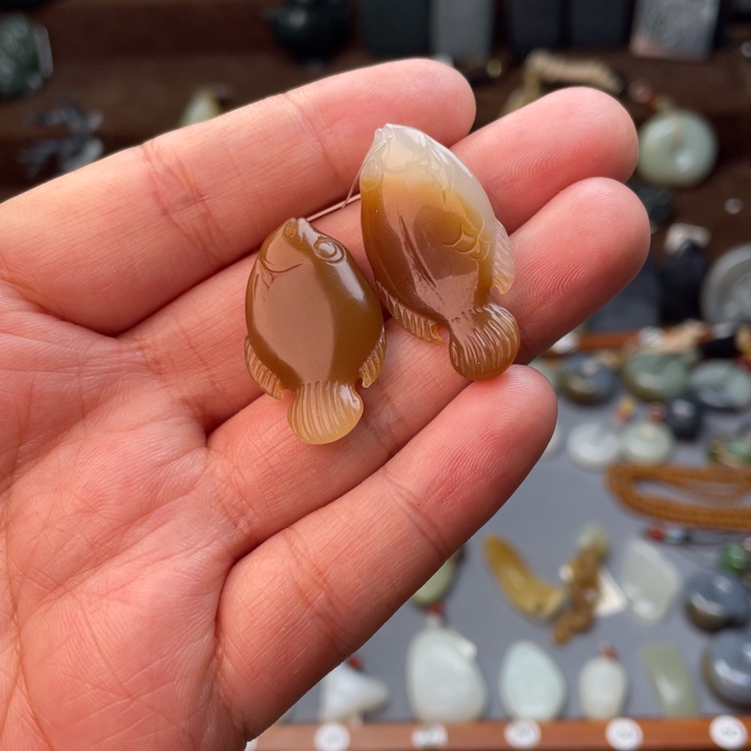 颈饰未镶嵌和田玉遥**期