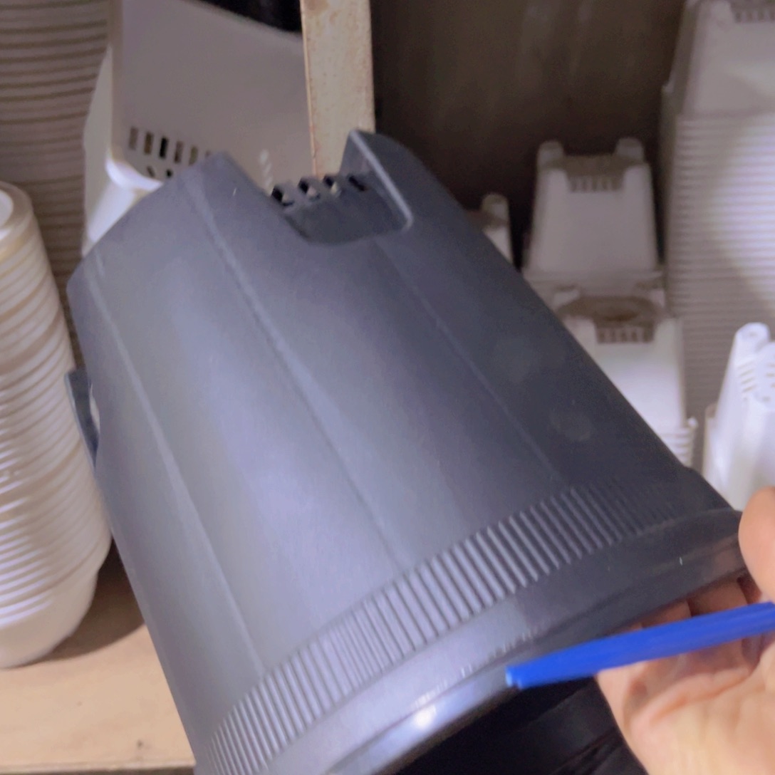 塑料22公分黑加仑盆 10个 