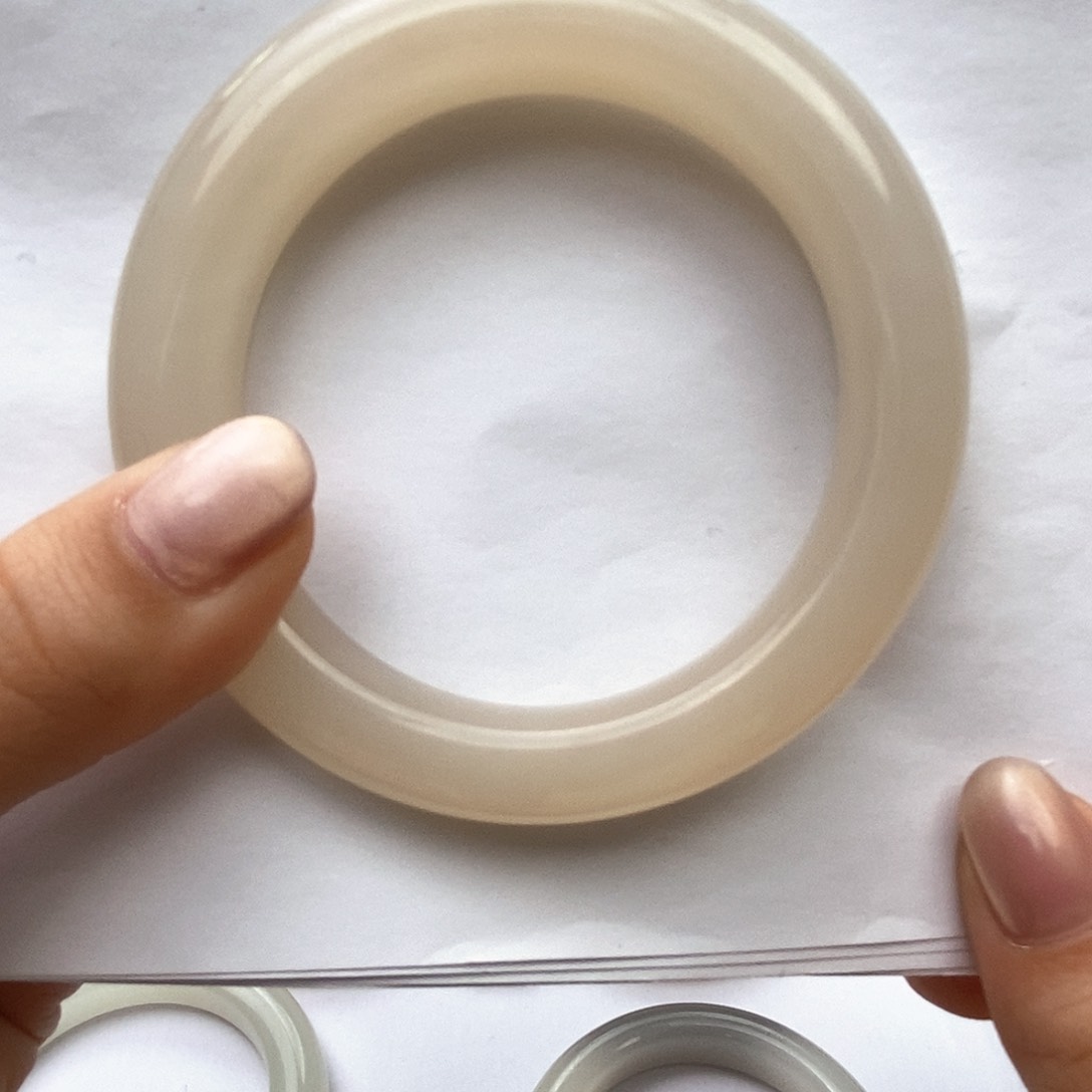 和田玉手镯未镶嵌57.2