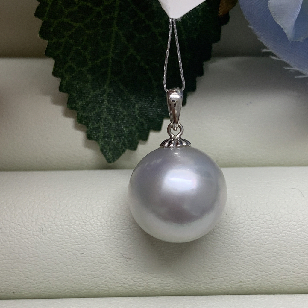 天然海水珍珠澳白正圆银蓝光18k白吊坠13.7mm大气时尚