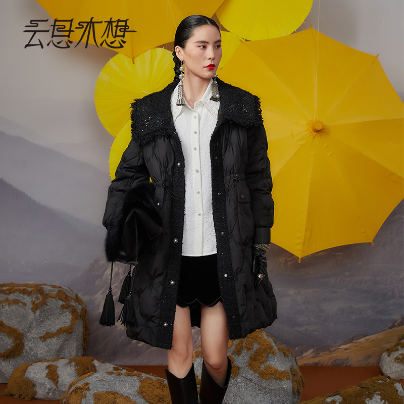 Ysimo-X云思木想与凤和鸣绣花钉珠抽绳中长款90白鸭绒羽绒服12181
