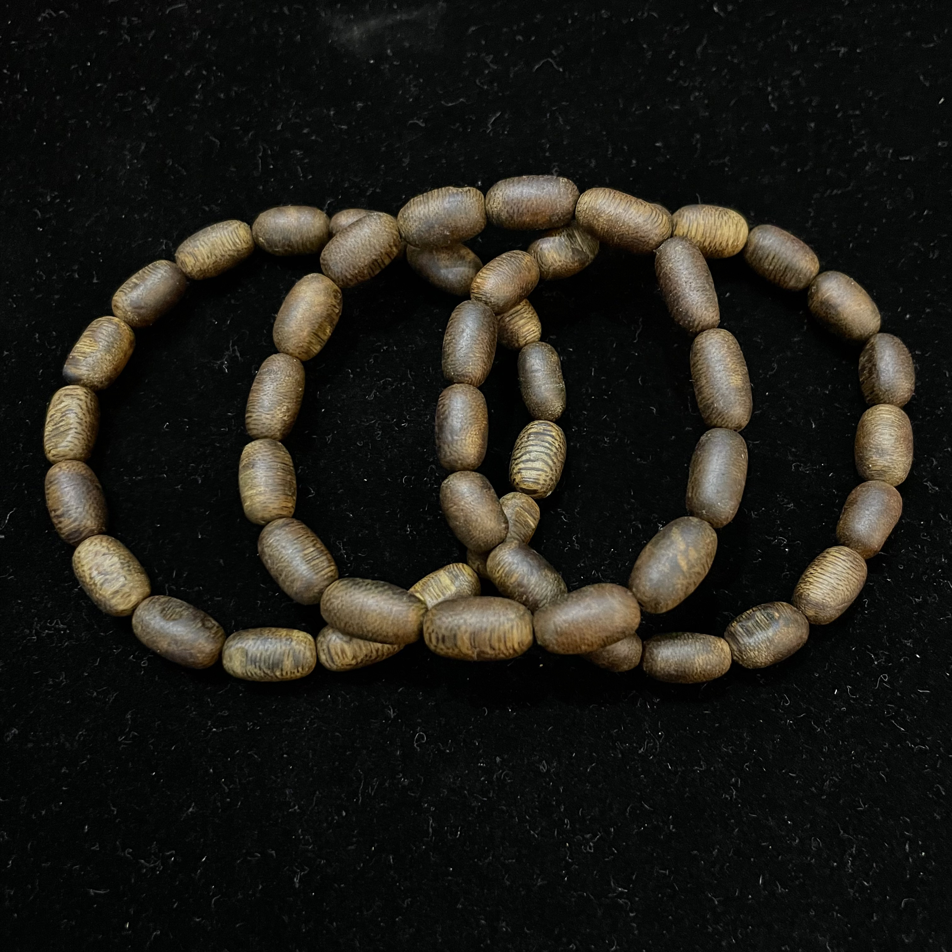 沉香【凤姐沉香】九九沉3克+ 张勺子瘤疤单圈多样性发货一条