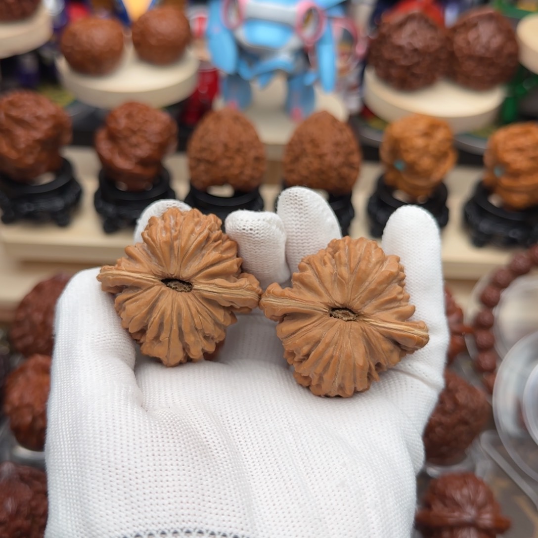 文玩核桃吊坠45全品四座楼