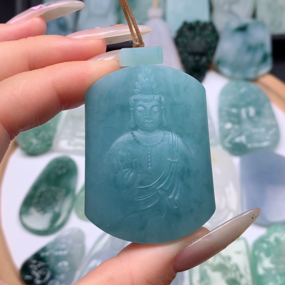 【闪购商品】翡翠颈饰未镶嵌冰种天空蓝素衣
