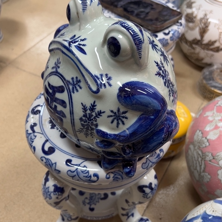 瓷片微瑕。。。。。。。。。。。。。。。。。