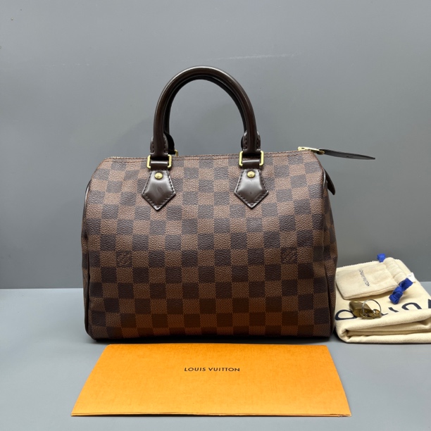 95新 LouisVuitton/路易威登 棕棋盘格speedy25枕头包 尺寸25*18 
