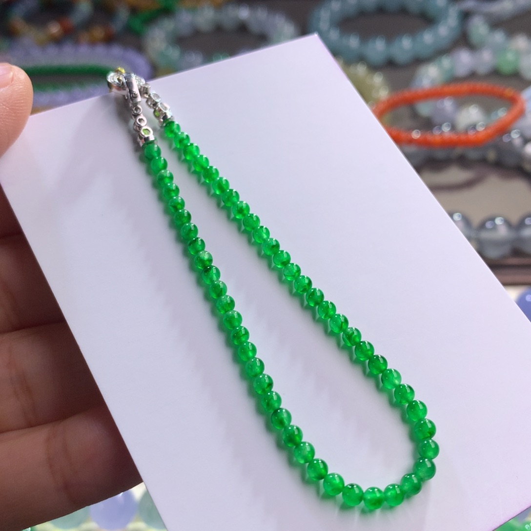 未镶嵌翡翠手链卡3