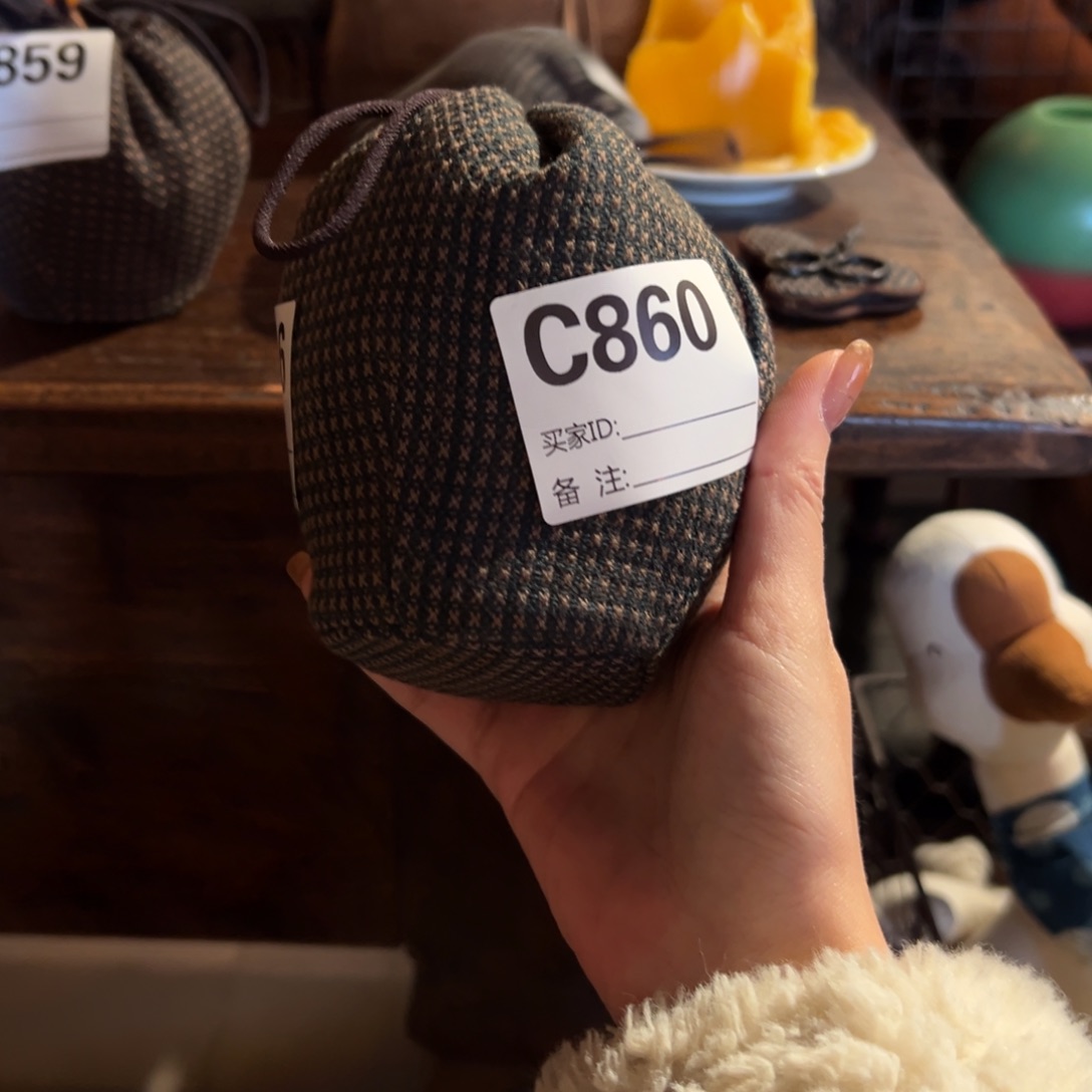 瓷片陶瓷。       陶瓷。     