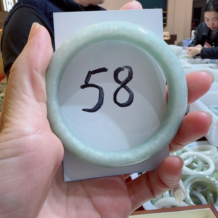 翡翠未镶嵌手镯780